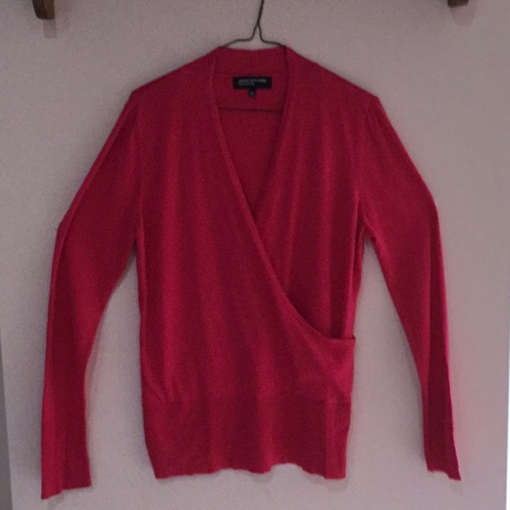 Jones New York Magenta crossbody sweater